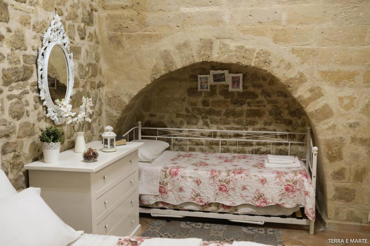 Terra E Marte Casa Vacanza Bari Dış mekan fotoğraf