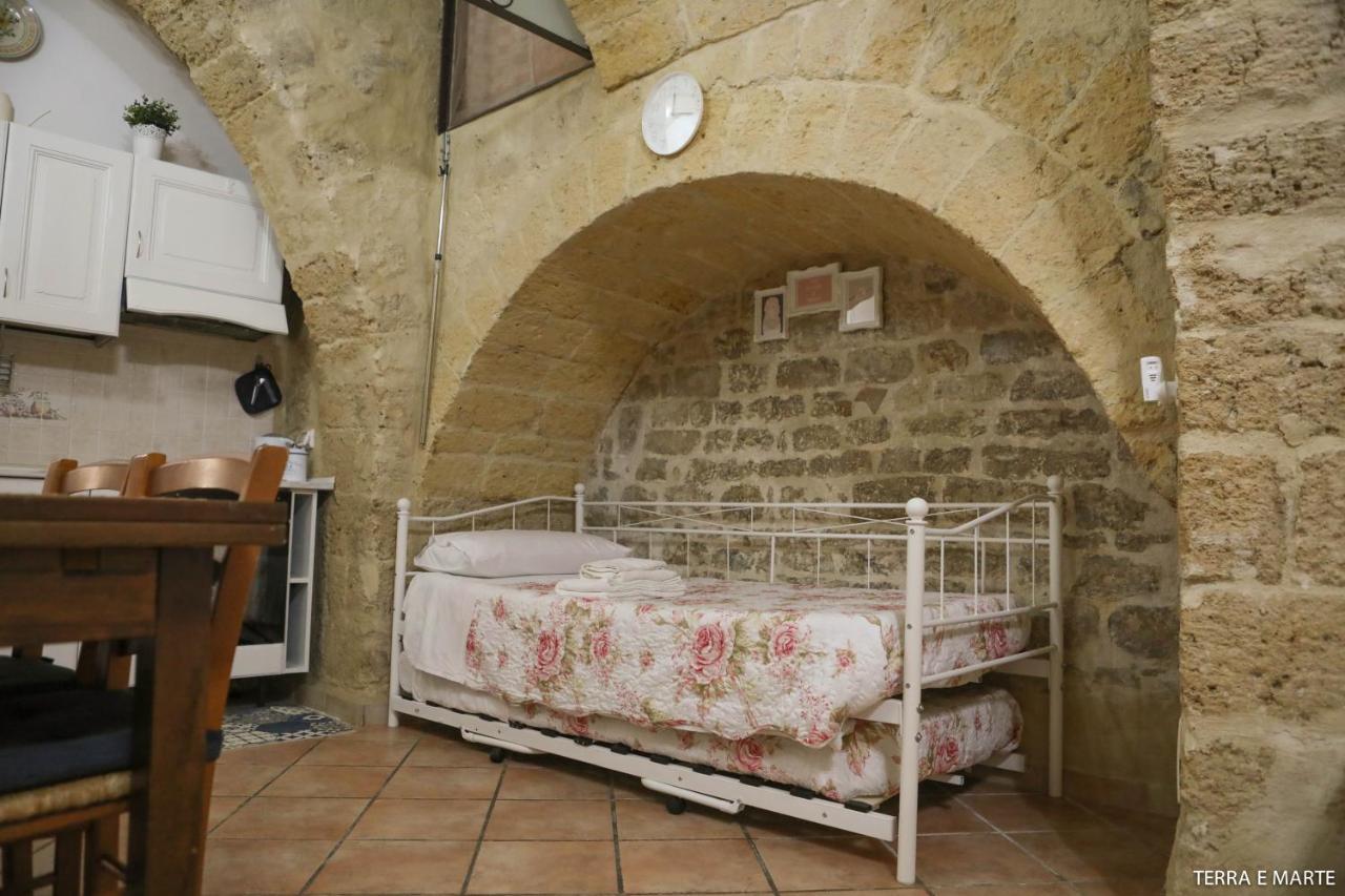 Terra E Marte Casa Vacanza Bari Dış mekan fotoğraf